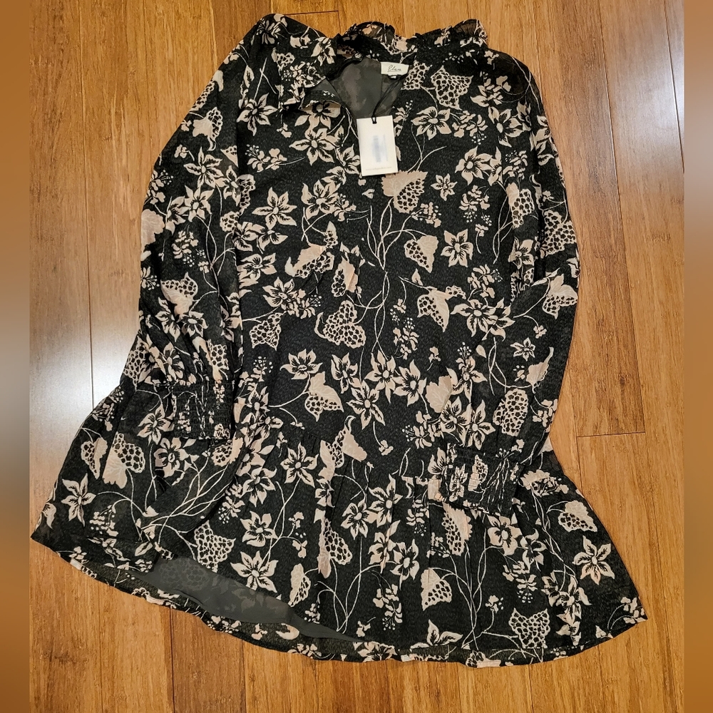 (NWT) Elan dress